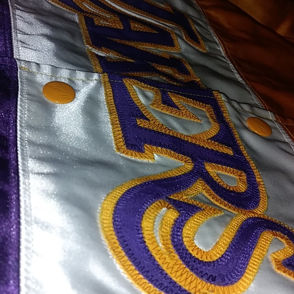 Rare* Mitchell & Ness Lakers Hardwood Classics - Picture 2 of 13